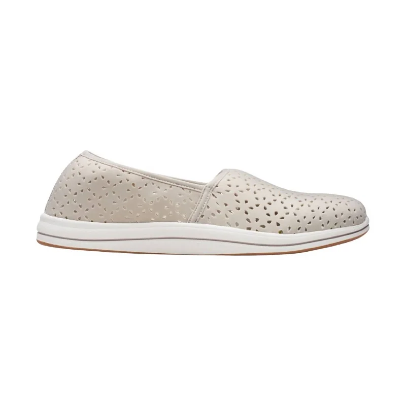 Clarks Women's Breeze Emily - Light Taupe Ivy League - Inspired Derby Look 