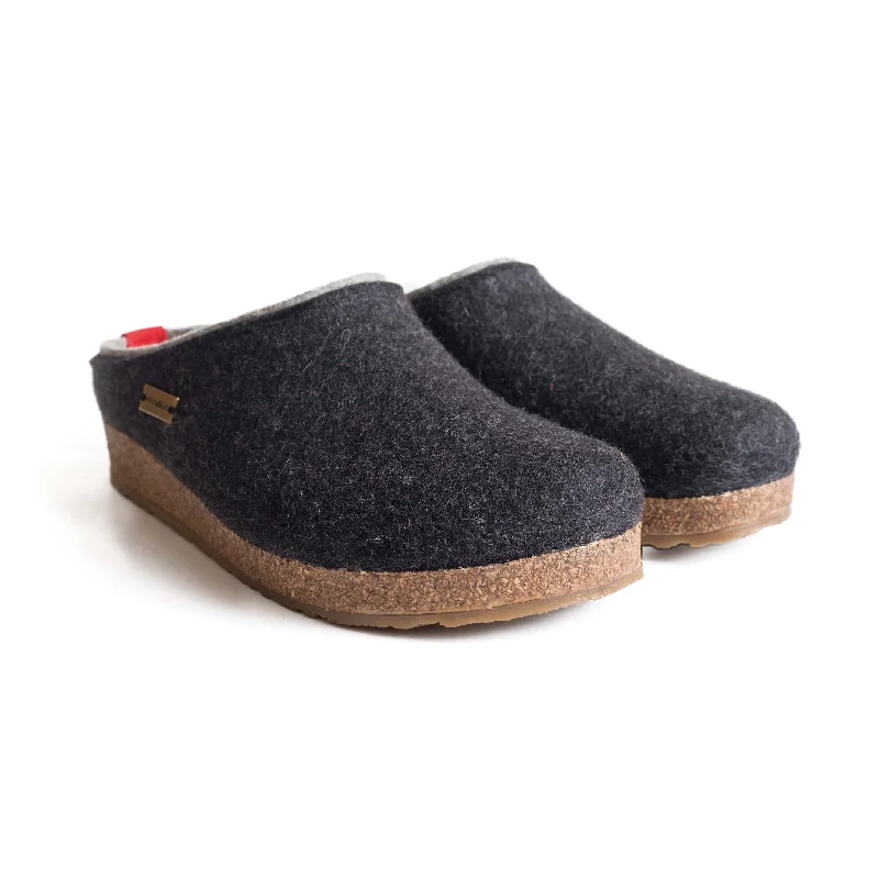 HAFLINGER KRIS Monochromatic Shoe Look  