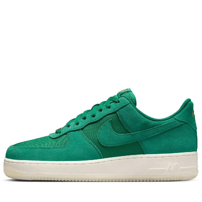 Nike Air Force 1 '07 LV8 - Malachite/Pale Ivory Two - Tone Shoe Design  