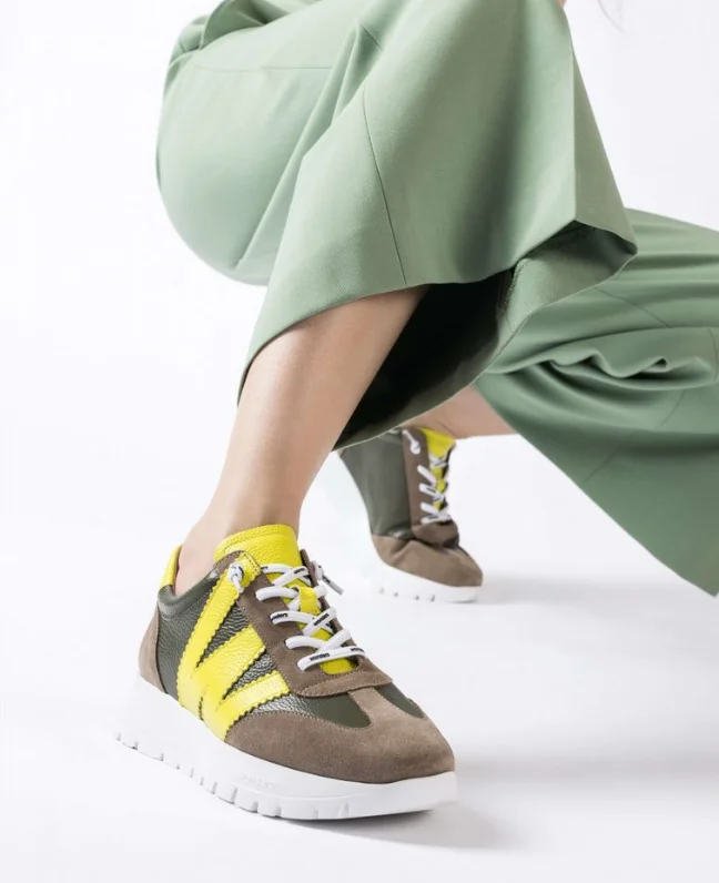 A-2476 TAUPE/ALGAE Inflatable Shoe Look 