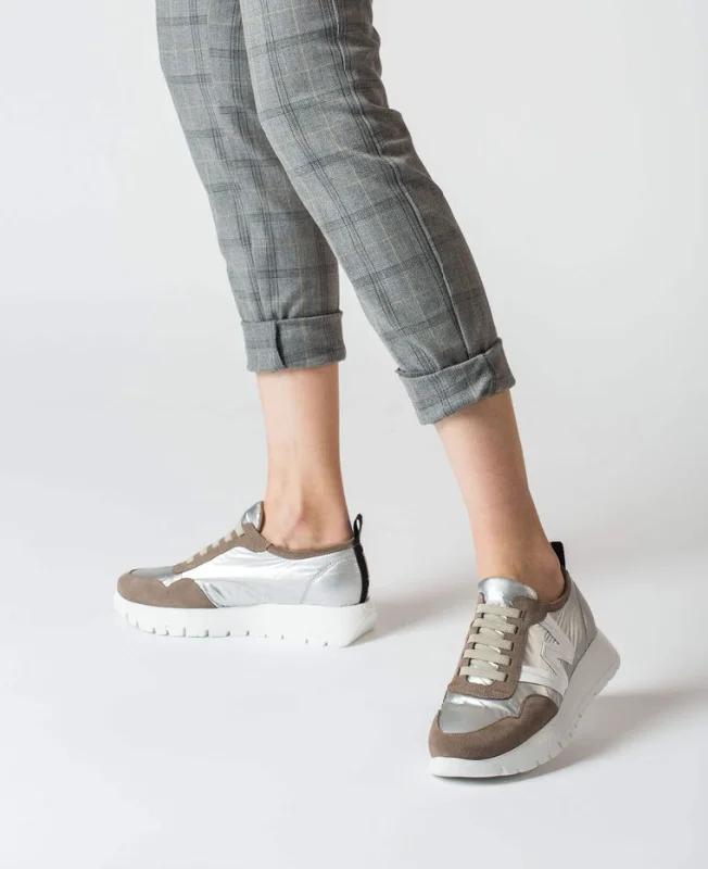 A-2416 TAUPE/PLATA Moccasin Soft - Sole Style  