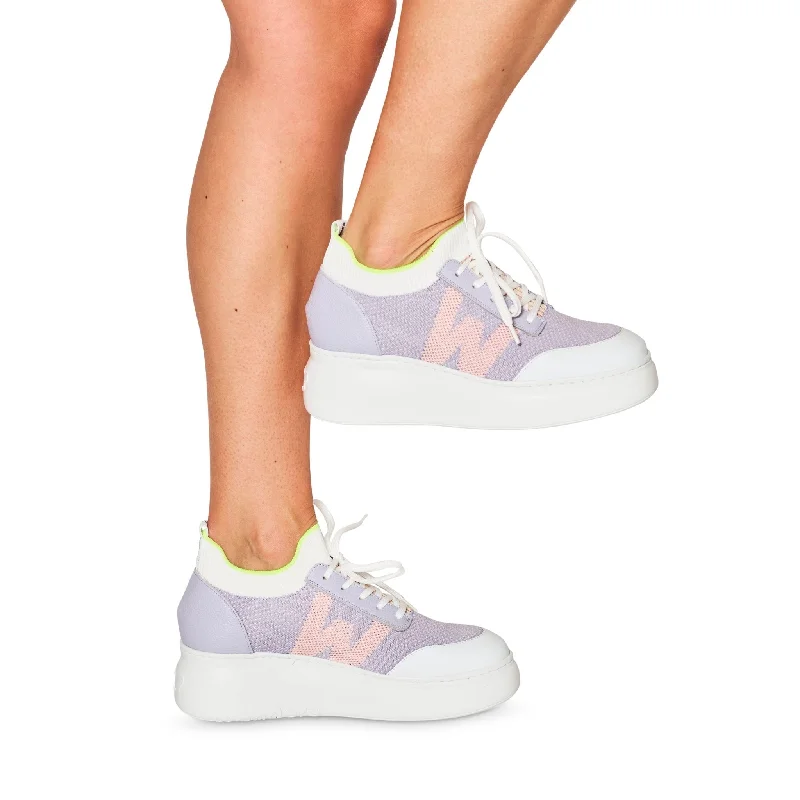 Orlanda Monochromatic Shoe Look  