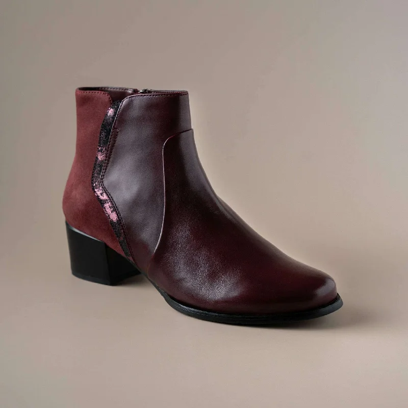 Regarde le Ciel - Jolene - Bordeaux Paisley Print Shoe Design  