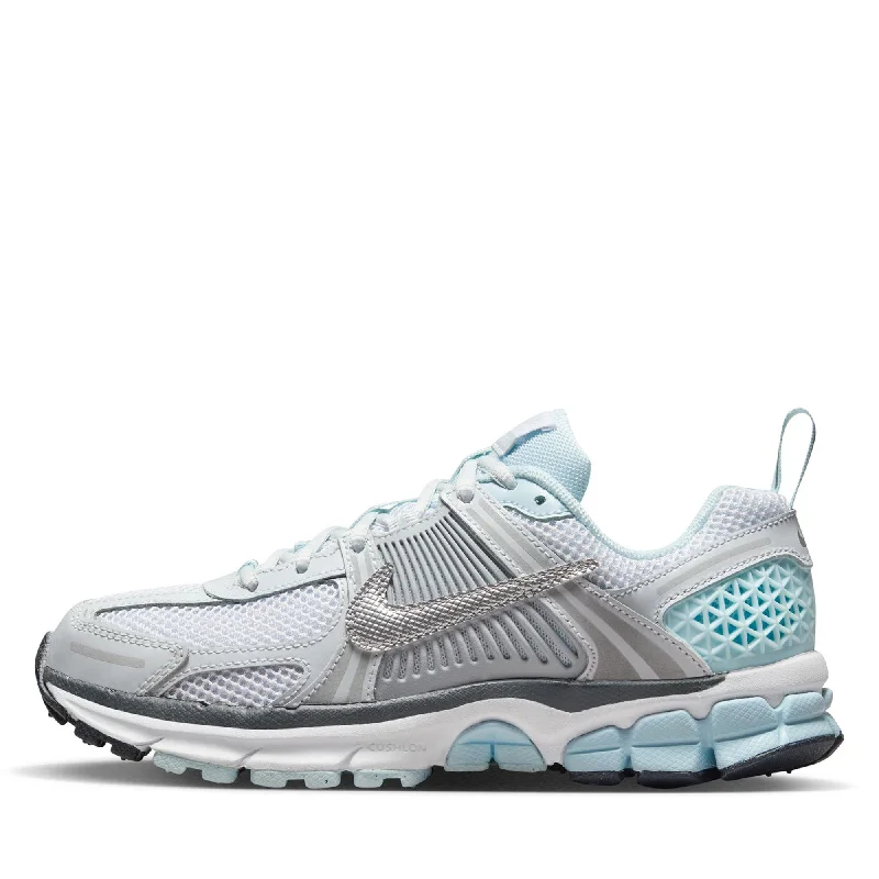 Nike Vomero 5 (GS) - Pure Platinum/Metallic Silver Sustainable Shoe Design  