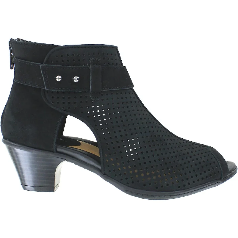 Women's Earth Intrepid Black Nubuck Suede Desert Boot 