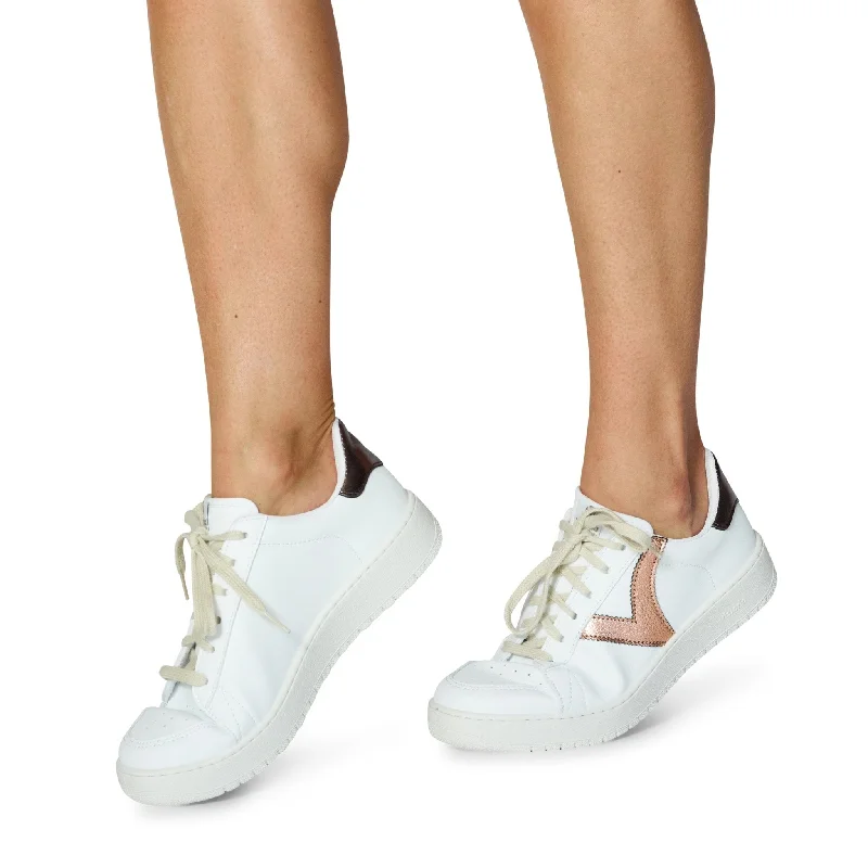 Jade Minimalist Sneaker Style  