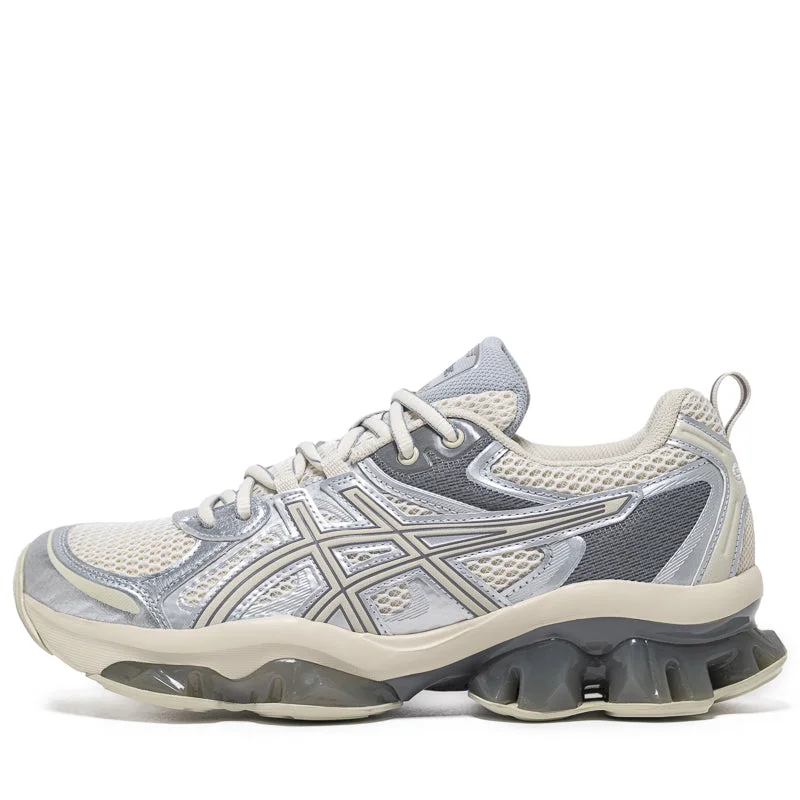 Asics Gel-Quantum Kinetic - White/Light Dust Chunky Platform Sneaker Style  
