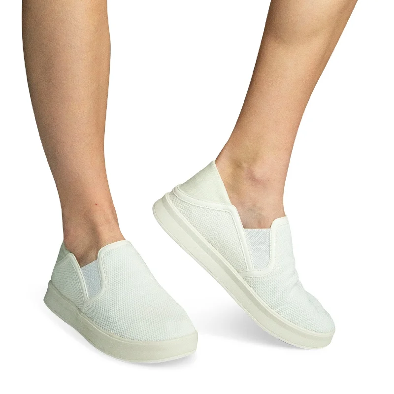 Ki'ihele Monochromatic Shoe Look  