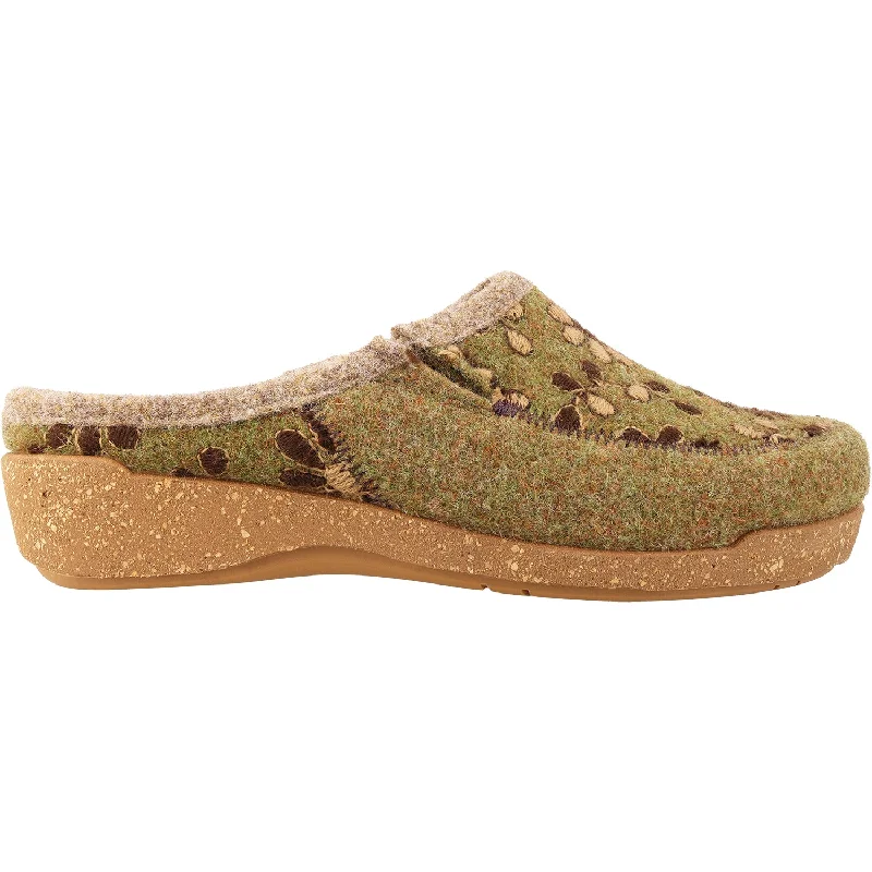 Women's Taos Woolderness 2 Moss Wool Monochromatic Shoe Look  