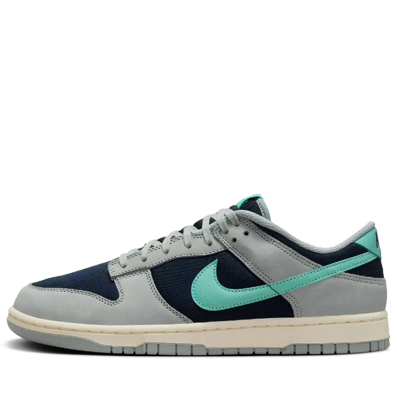 Nike Dunk Low Retro Premium - Light Pumice/Green Frost Beaded Moccasin Design 