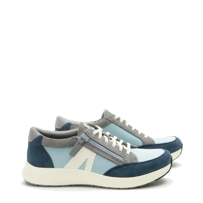 Alegria Women's Eazeer Sneaker in Tempest Blue Wingtip Oxford Design 