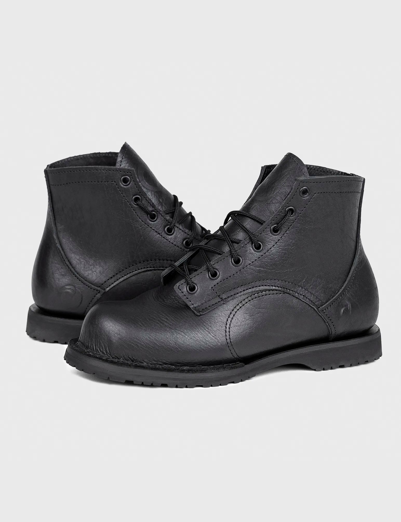 AMERICAN BISON BOOT - BLACK - STANDARD LUG - (LIMITED EDITION) Ankle - High Military Boot Style AMERICAN BISON BOOT - BLACK - STANDARD LUG - (LIMITED EDITION) Ankle - High Military Boot Style