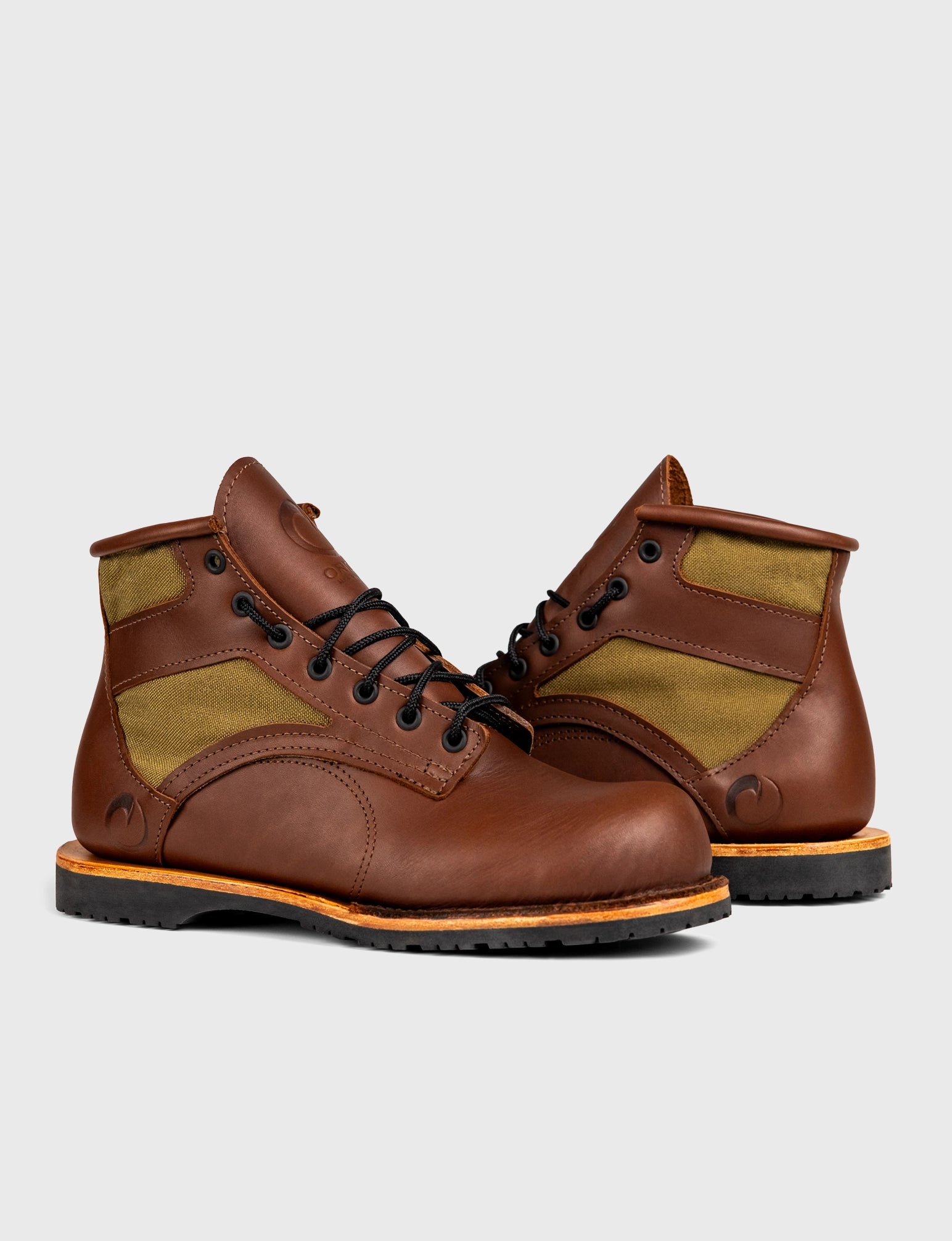 THE CORONADO 6 INCH HYBRID BOOT - STANDARD LUG - GRADED QUALITY Rubber - Sole Plimsoll Look THE CORONADO 6 INCH HYBRID BOOT - STANDARD LUG - GRADED QUALITY Rubber - Sole Plimsoll Look