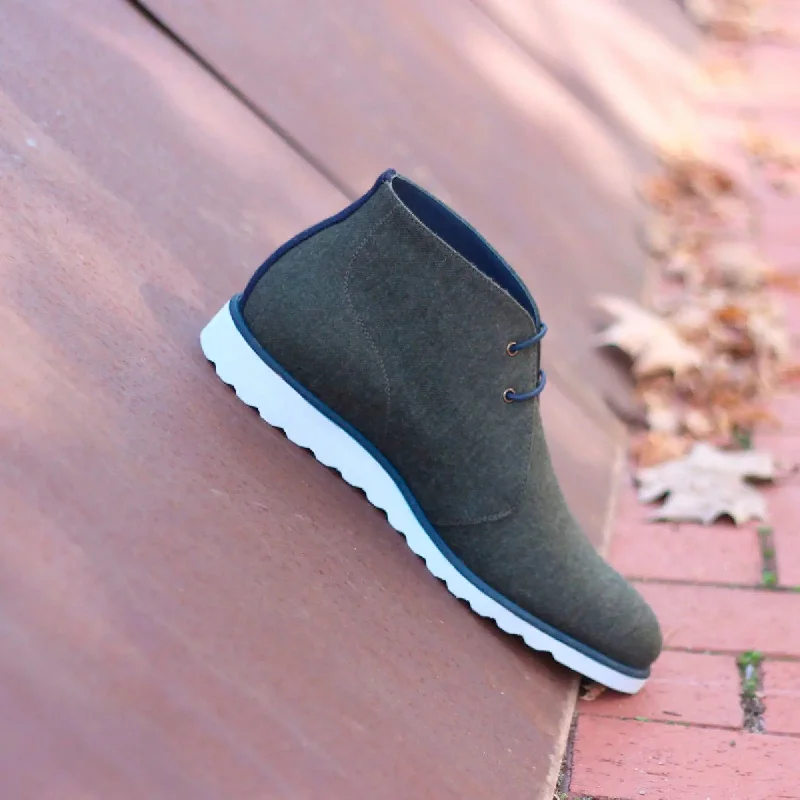 DapperFam Vivace in Green / Navy Men's Flannel & Lux Suede Chukka Inflatable Shoe Look DapperFam Vivace in Green / Navy Men's Flannel & Lux Suede Chukka Inflatable Shoe Look