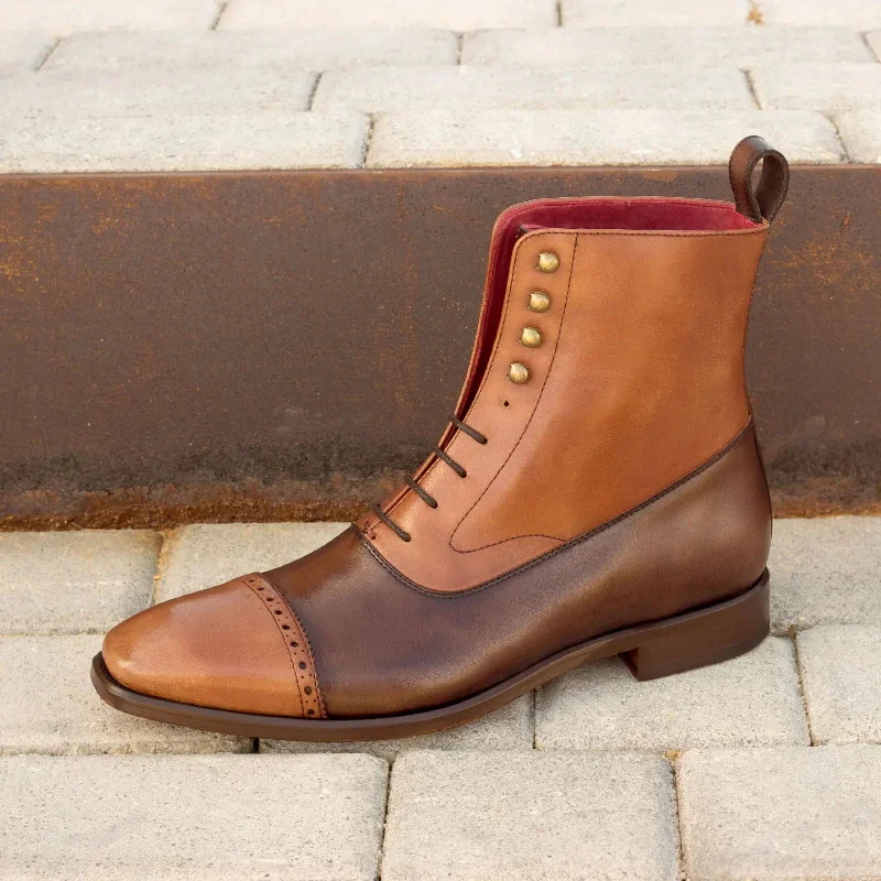 DapperFam Vittorio in Med Brown / Dark Brown Men's Italian Leather Balmoral Boot Suede Desert Boot DapperFam Vittorio in Med Brown / Dark Brown Men's Italian Leather Balmoral Boot Suede Desert Boot