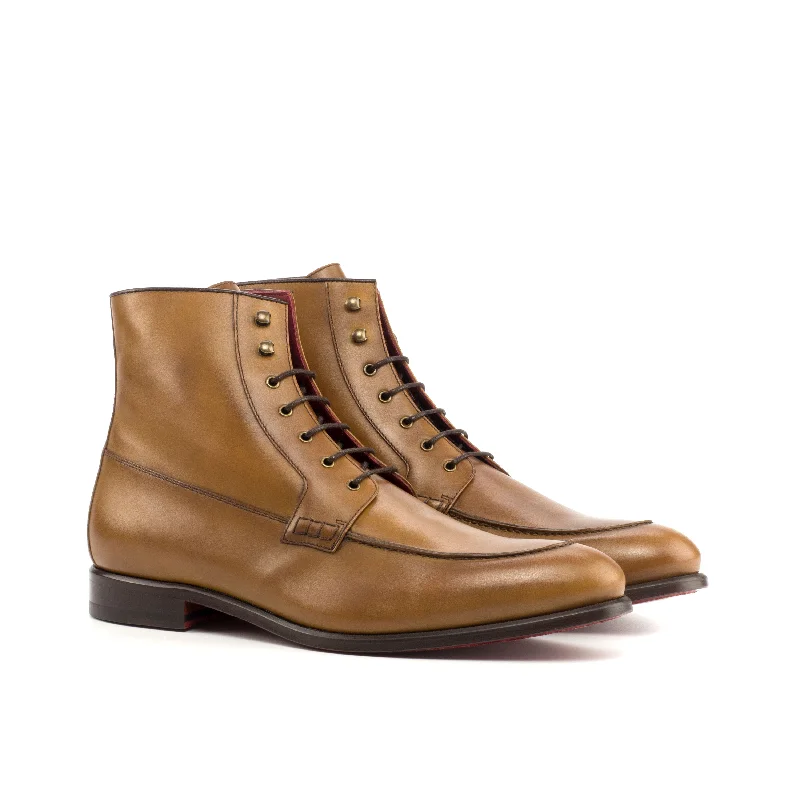 DapperFam Ryker in Cognac / Dark Brown Men's Italian Leather Moc Boot Two - Tone Shoe Design DapperFam Ryker in Cognac / Dark Brown Men's Italian Leather Moc Boot Two - Tone Shoe Design