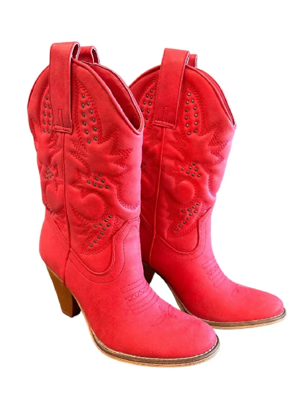 Women's Arienette Boots In Red Beaded Moccasin Design 