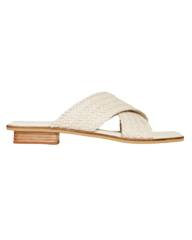 Women's Tosca Slide Sandal In Cream Hiking Boot Durability Style  